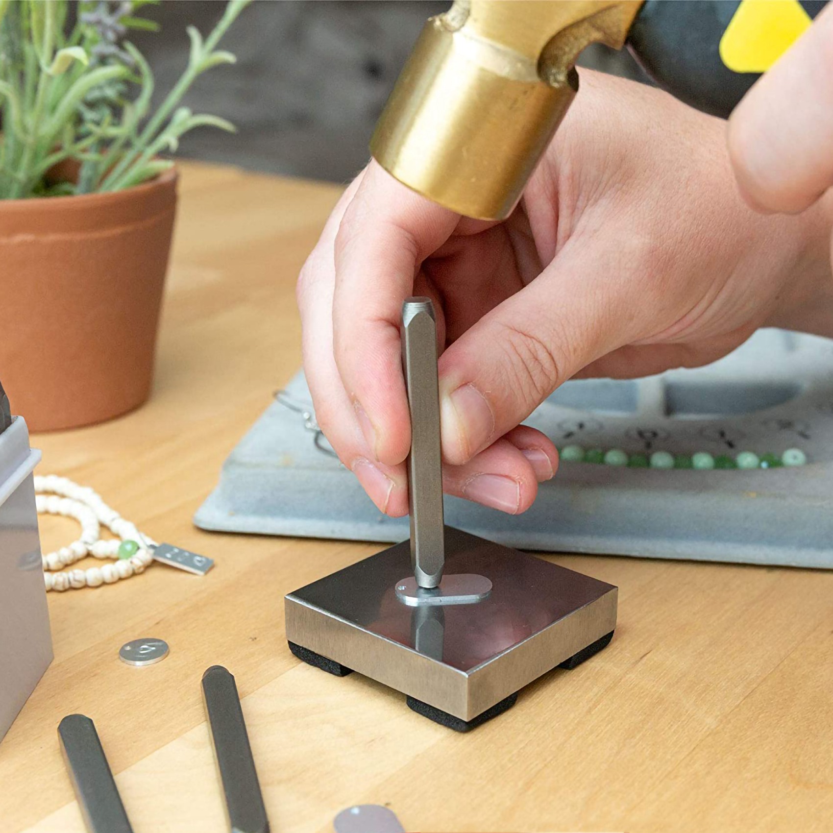 Jewelry Making Anvil - AA26P 1Lb ทองเหลืองโลหะปั๊มค้อน Double-Face Mallet หัวทองเหลืองค้อนเหล็ก